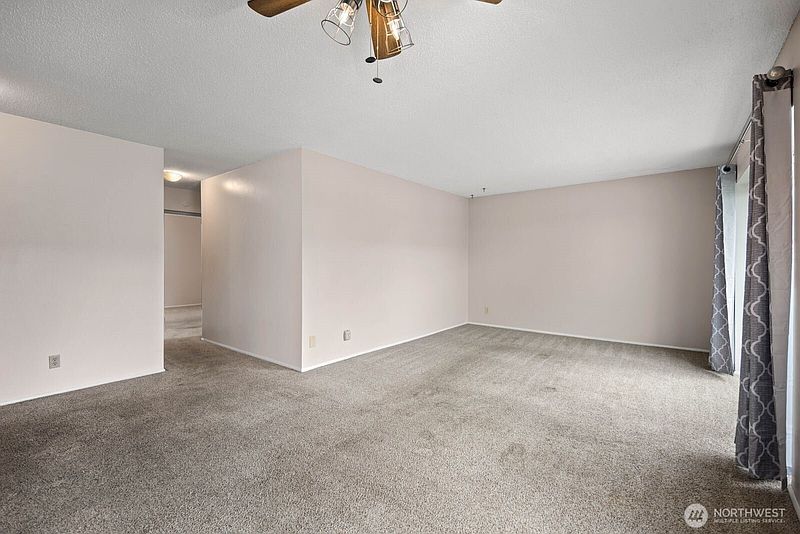 5th image of 1425 S Puget Drive #117