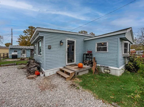 265 S Meachem Rd #3, Port Clinton, OH 43452