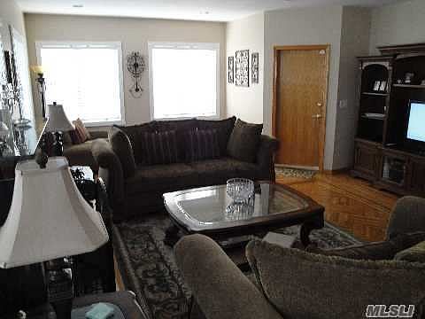 3rd image of 15929 100th St