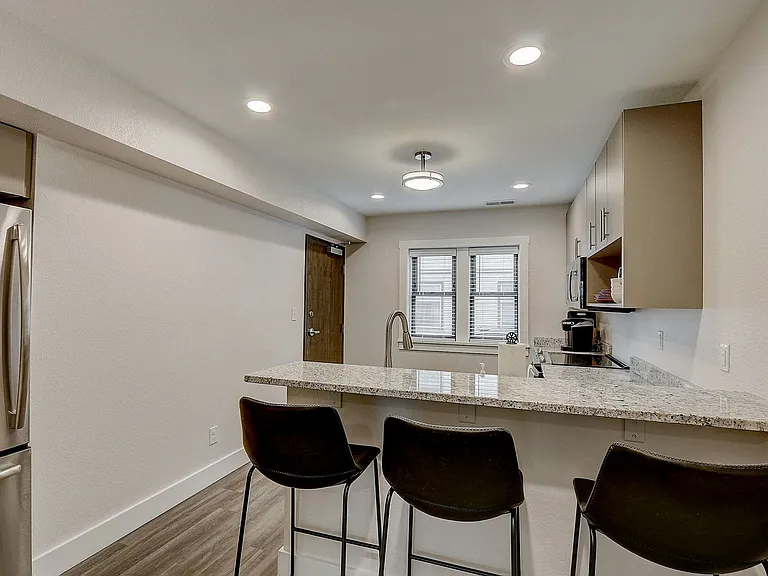 2105 N Booth St — Photo 8