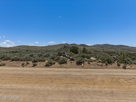 3rd image of 1325 Antelope Valley Rd