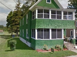 423 Sconondoa St, Oneida, NY 13421