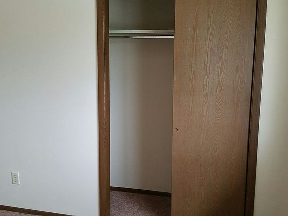 5th image of 967 Northwestern Ave #2