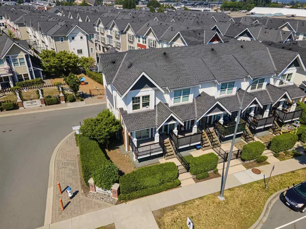 32633 Simon Ave #2, Abbotsford, BC V2T 0G9