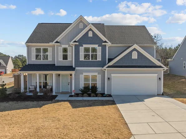 320 Shore Pine Dr, Youngsville, NC 27596