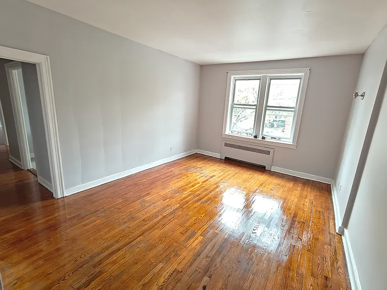 129 Schofield St #7A — Photo 2