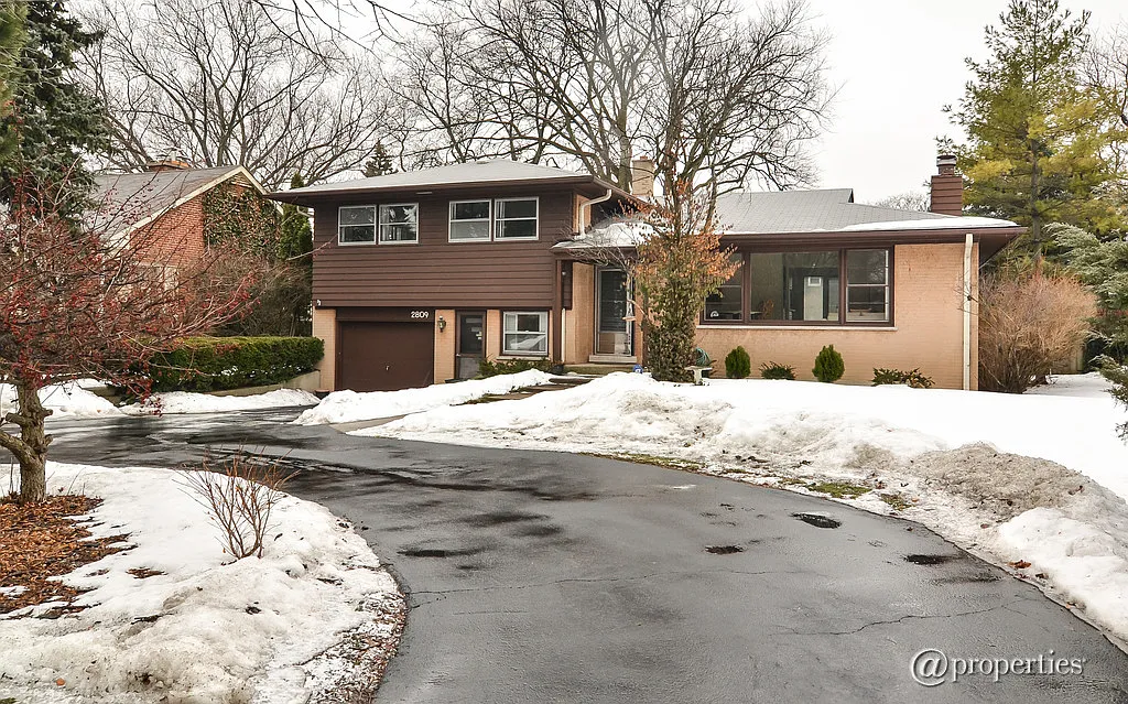 2809 Lake Ave photo 1
