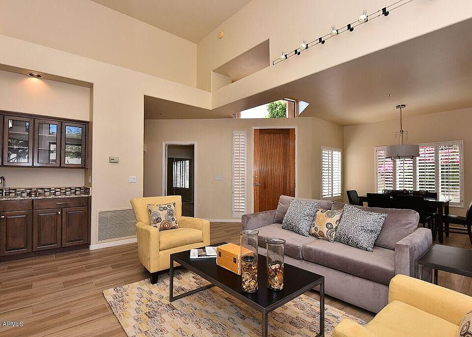 1st image of 11656 E Cortez Dr