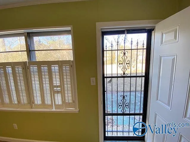 6008 Ellington Rd NW — Photo 46