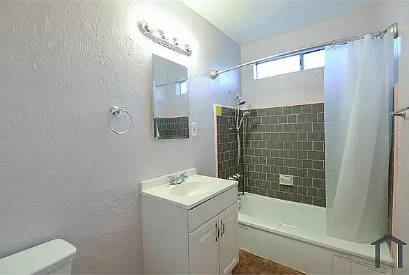 11137 Sherman Way #2 — Photo 9
