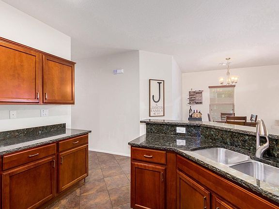 5th image of 10811 W El Cortez Pl