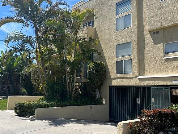 2nd image of 1251 Wellesley Ave APT 202