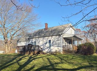 321 Laten Knight Rd, Cranston, RI 02921