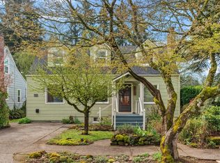 3746 SE Lafayette Ct, Portland, OR 97202