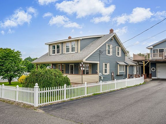 2nd image of 30 Amherst St