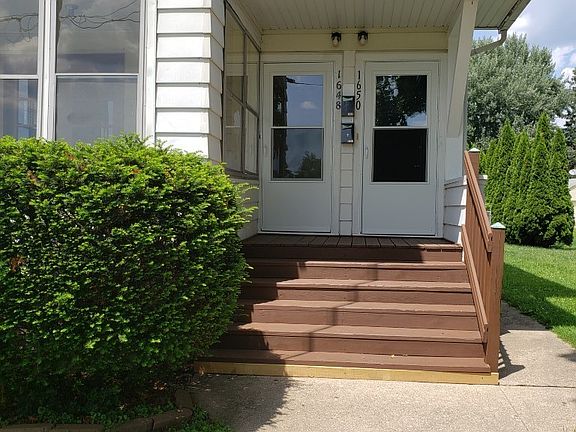 3rd image of 1648 6th Ave