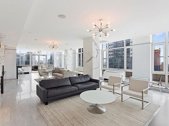 3rd image of 635 W 42nd St APT 32E1