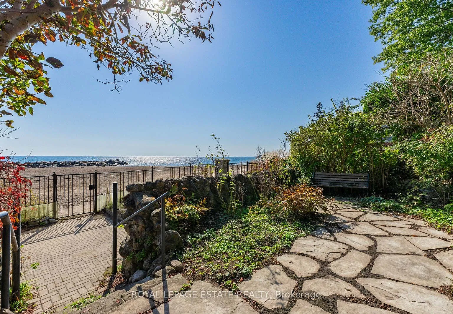3 bed, $9,000 — Photo 2