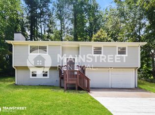 6111 Plum Crest Rd, Douglasville, GA 30135