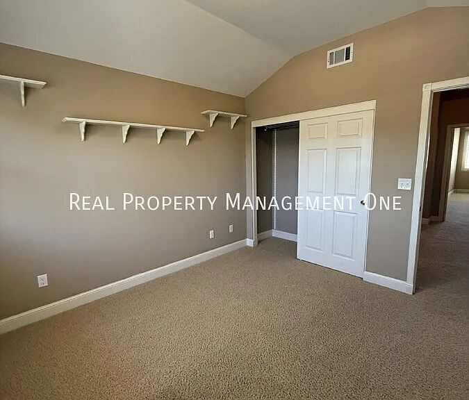 3010 Boardwalk St — Photo 28