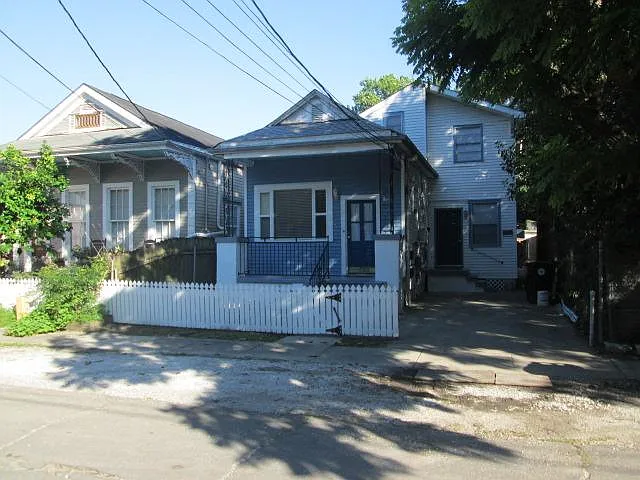 1220 Adams St #2 — Photo 14