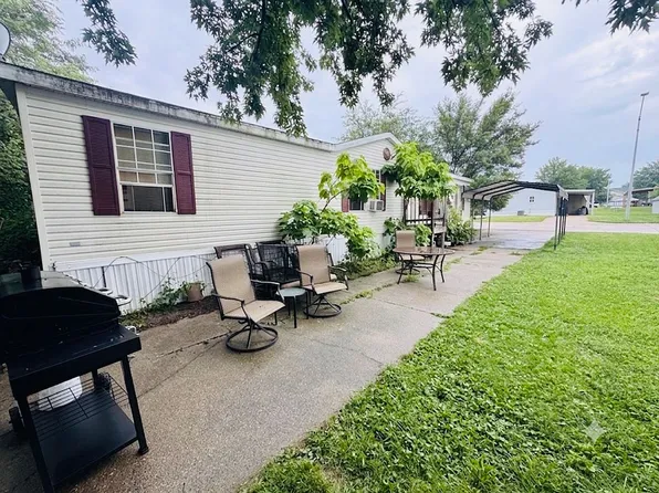 21107 E 4th St S, Independence, MO 64056