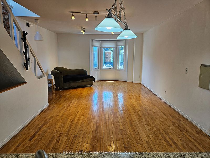 Toronto Townhouse for rent - 2 Bedrooms — photo 7
