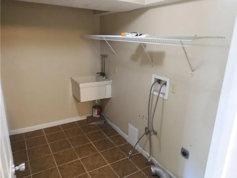 8442 Summer Pl — Photo 7