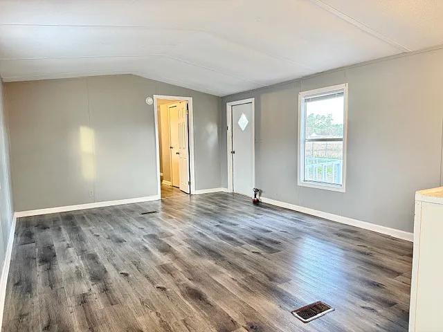 205 W. Conyers Avenue, Lot 7 - 1 — Photo 2