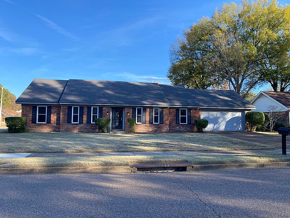 2nd image of 2472 Boysenberry St