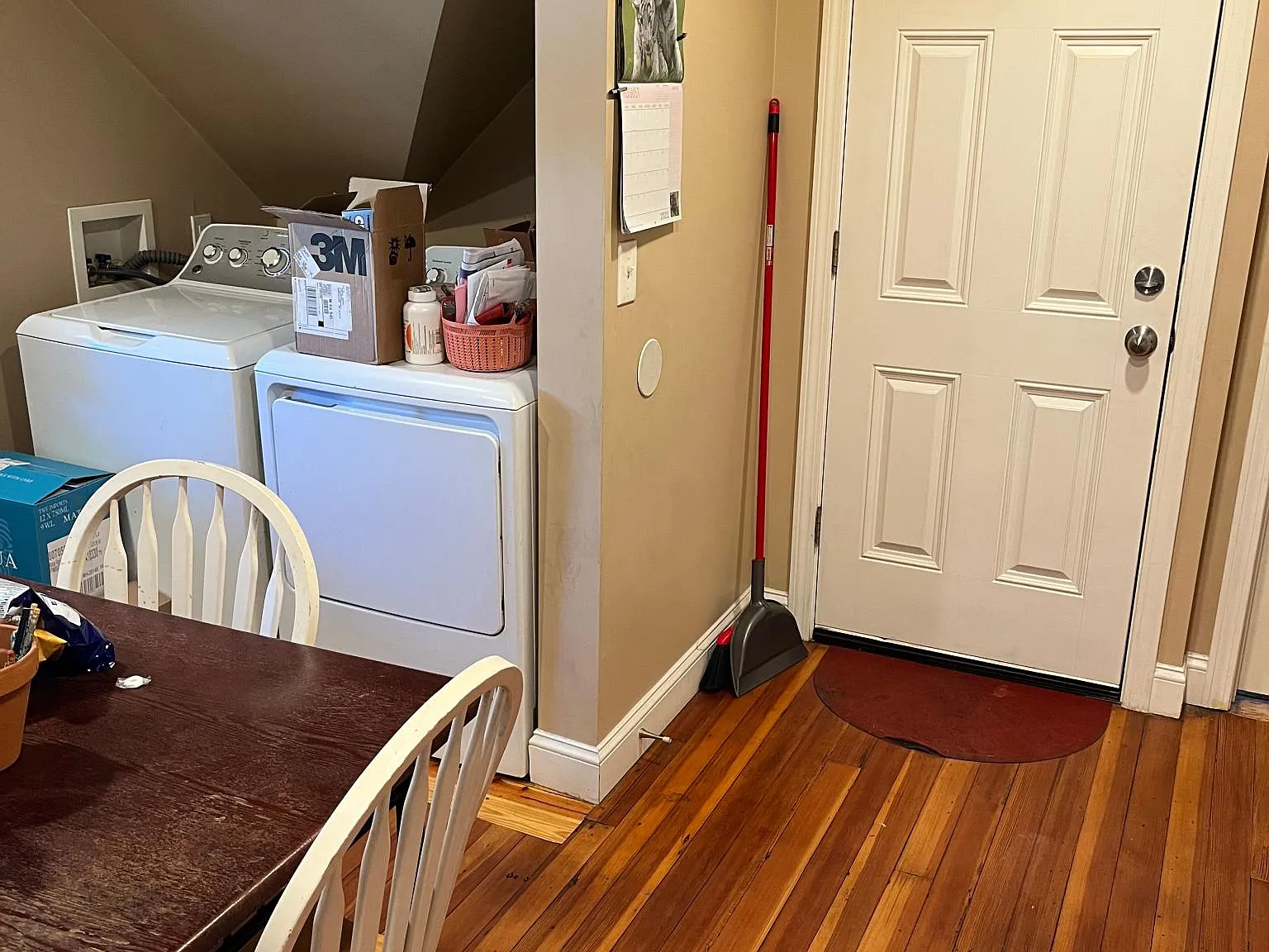 2 bed, 800 sqft, $1,800 — Photo 3