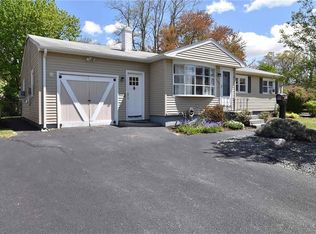102 Delwood Rd, Warwick, RI 02889
