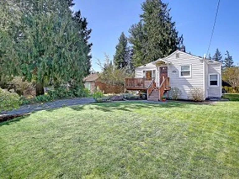 14555 8th Ave NE — Photo 13