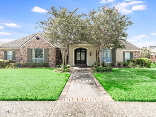 102 Bear Creek Ct