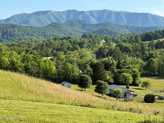 5th image of 634 Old Cedar Creek Rd
