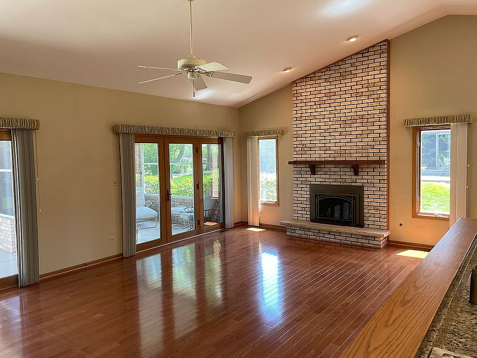 1st image of 17713 Valerie Ct #11