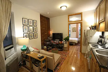 Rented by Best Apartments North Inc