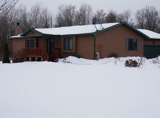 215 S Oak Rd, Kronenwetter, WI 54455