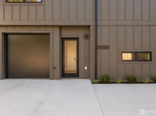 11341 B 23rd Avenue NE, Seattle, WA 98125