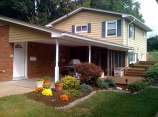 904 Weimer Ave, Saint Albans, WV 25177