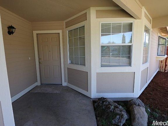 2nd image of 5031 Ginghamton Way