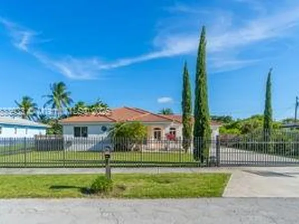 10710 SW 218th St, Miami, FL 33170