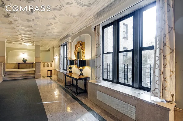 Sold by Compass | media 10