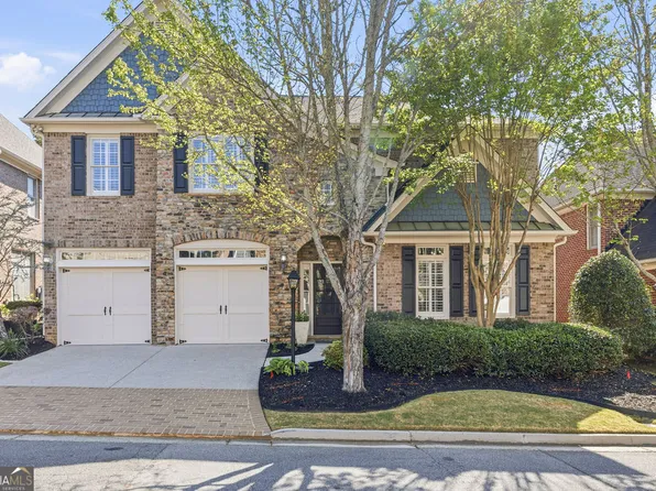 305 Wembley Cir, Sandy Springs, GA 30328