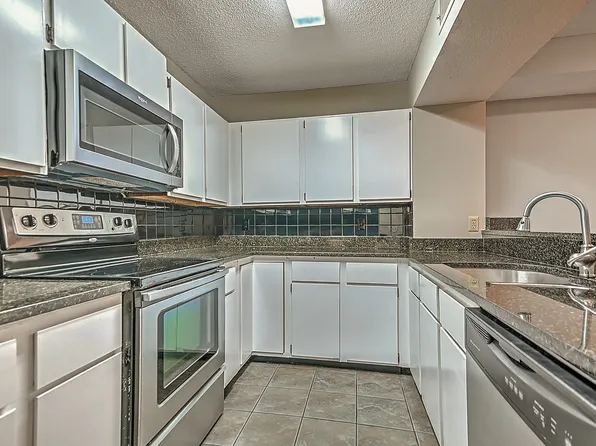 109 Beechnut St #4, Johnson City, TN 37601