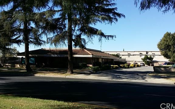 2nd image of 1650 S Euclid Ave