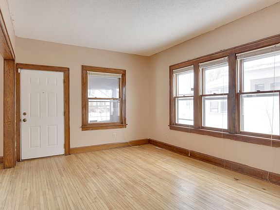 3rd image of 1707 Sheridan Ave N