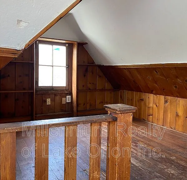 638 Joslyn Ave — Photo 15