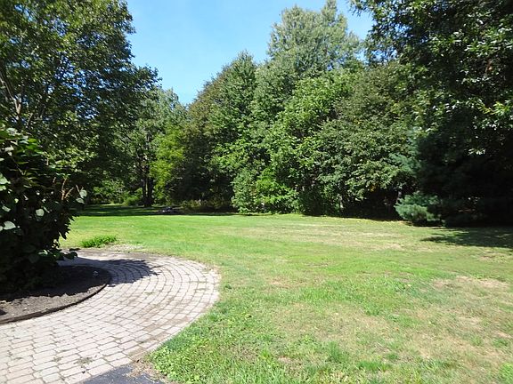 3rd image of 6834 Picture Lake Dr
