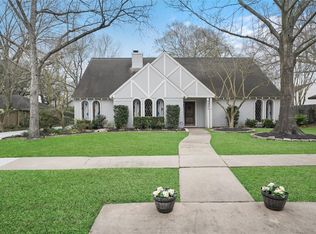 4251 Crownwood Dr, Seabrook, TX 77586